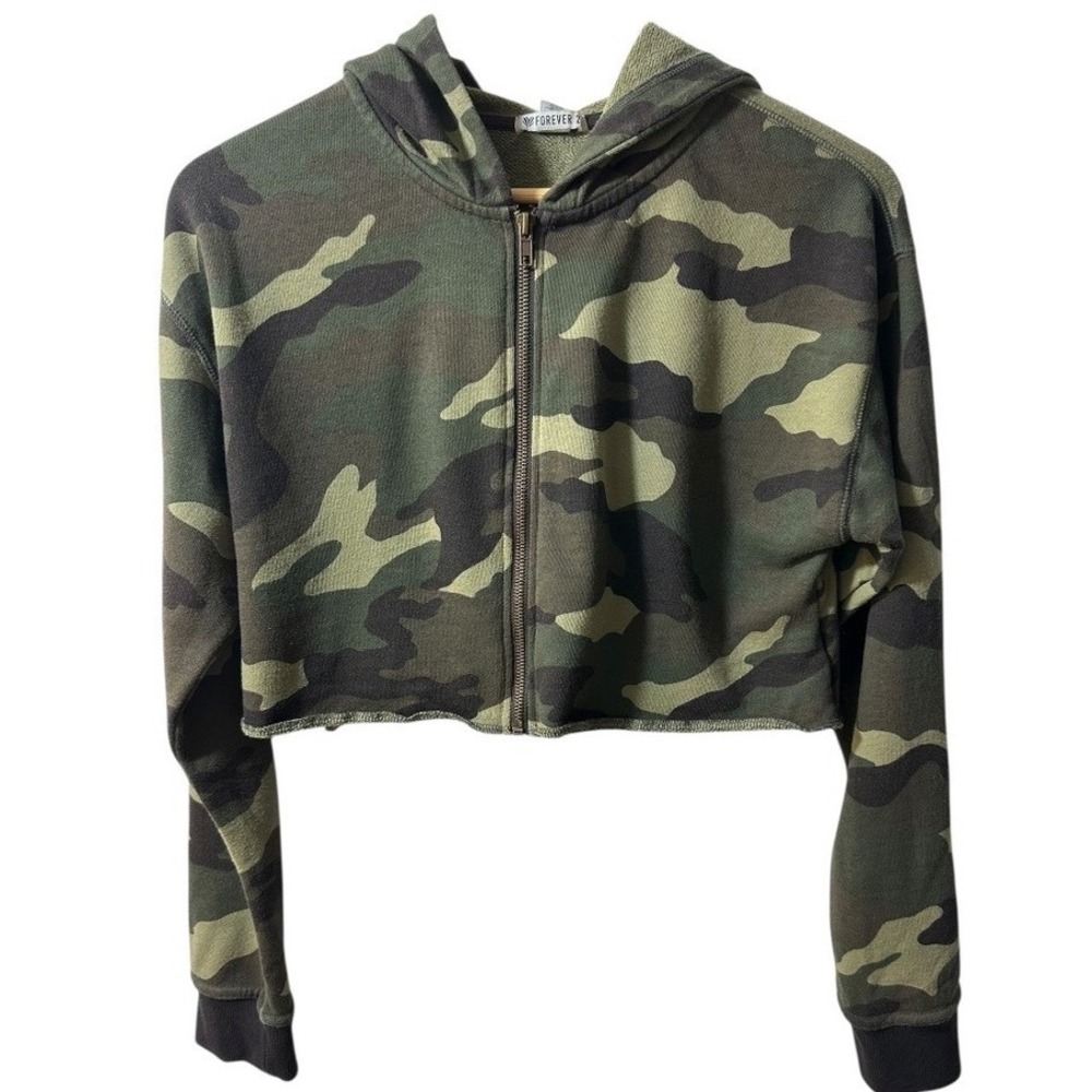 Forever 21 Camo Cropped Full Zip Hoodie Women's Medium Activewear Jacket SizeM